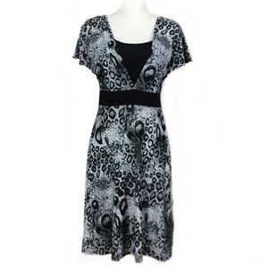 Yesenia Gray and Black Dress, size XL